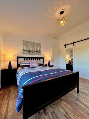 3 bedrooms, in-room safe, iron/ironing board, travel crib