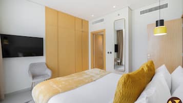 Luxury Apartment, Balcony, City View | Iron/ironing board, cribs/infant beds, free WiFi, bed sheets