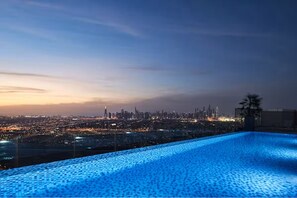 Outdoor pool - Vogue | Novotel JVT near Springs Souk Mall (Dubai)