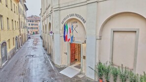 Facciata della struttura