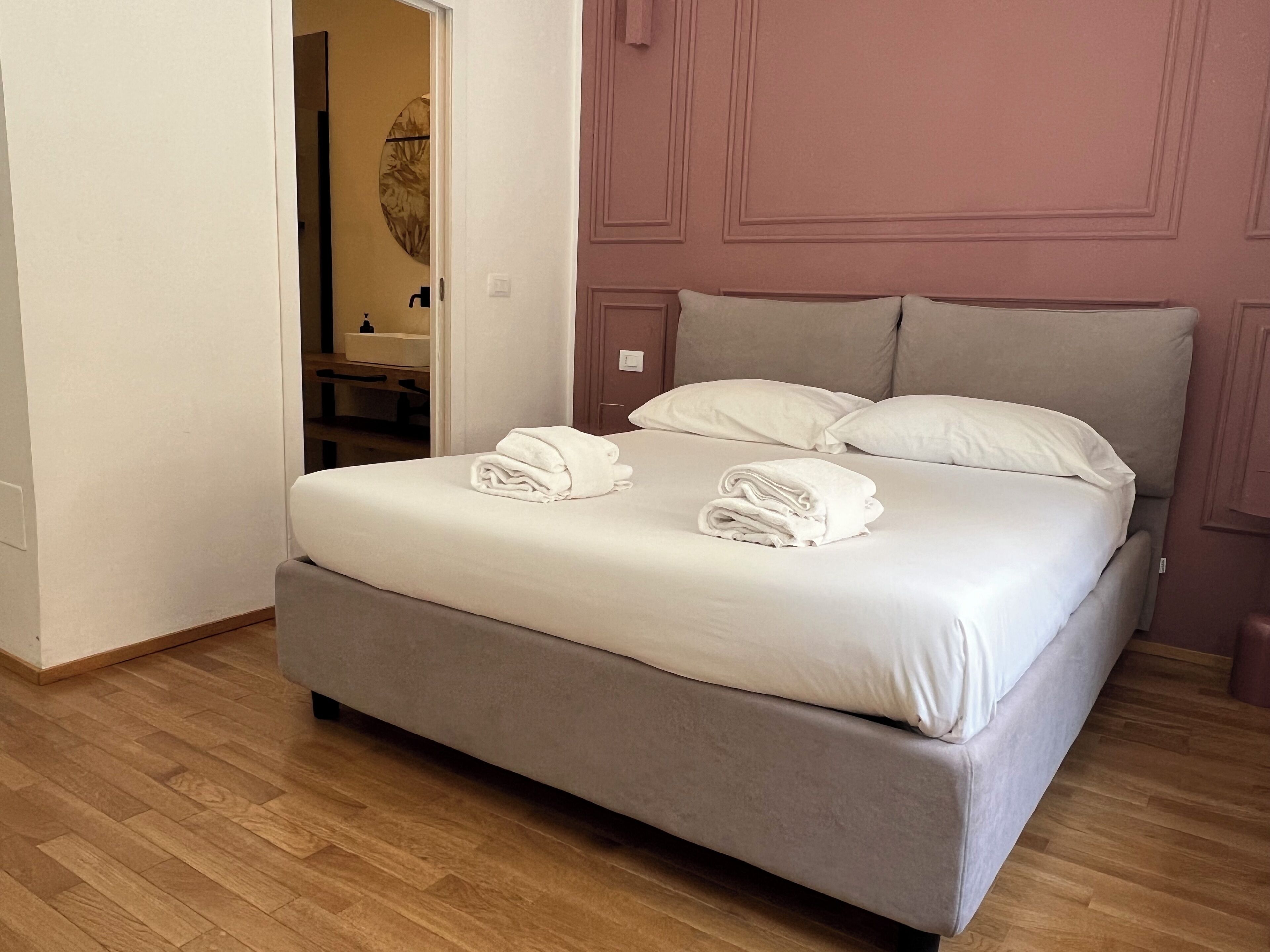 Doppelzimmer | Bügeleisen/Bügelbrett