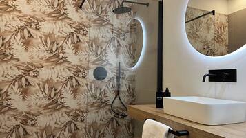 Doppelzimmer | Badezimmer | Dusche