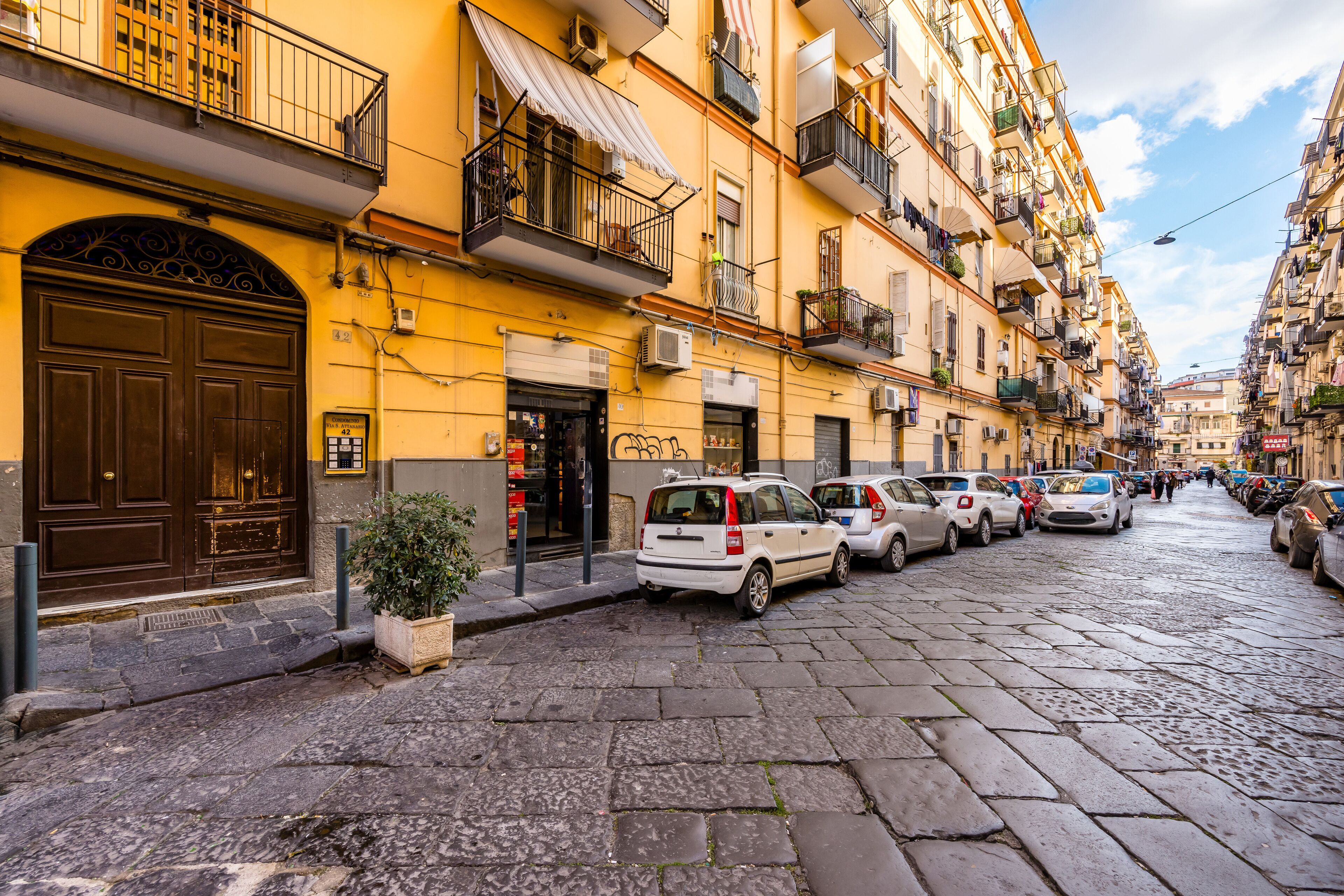 บริเวณภายนอก