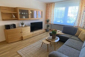 Smart TV, DVD player, stereo - Holiday apartment with 1 bedroom (Norderney)