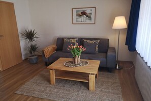 Smart TV, DVD player, stereo - Holiday apartment with 1 bedroom (Norderney)