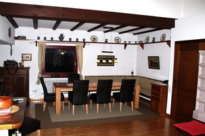 Dining - Holiday home in Schmallenberg with barbecue (Schmallenberg)