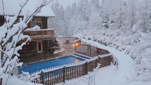 Pool - Fernie - Timberline Lodges Spruce #236 (Fernie)