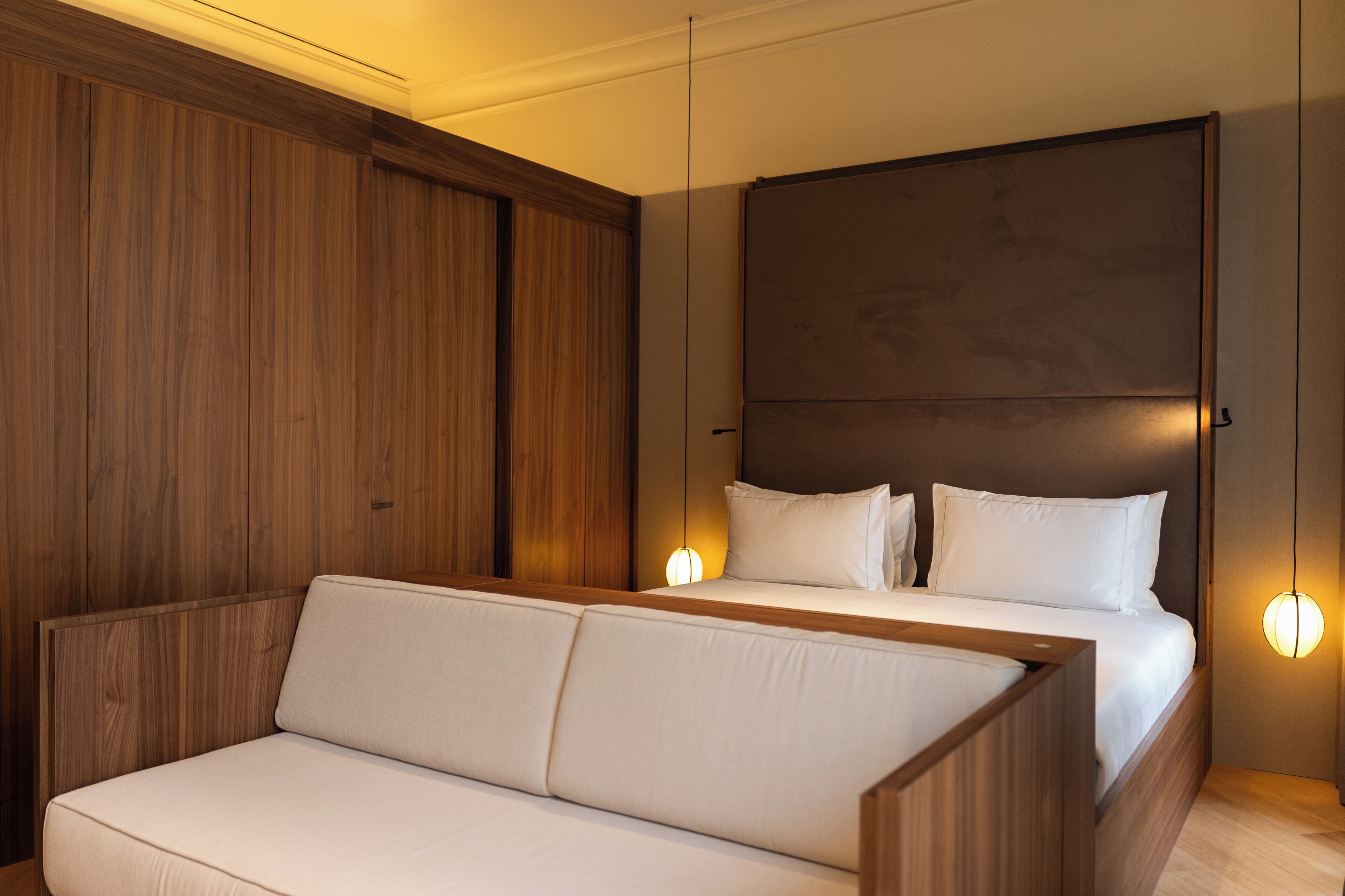 Premium bedding, minibar, in-room safe, desk