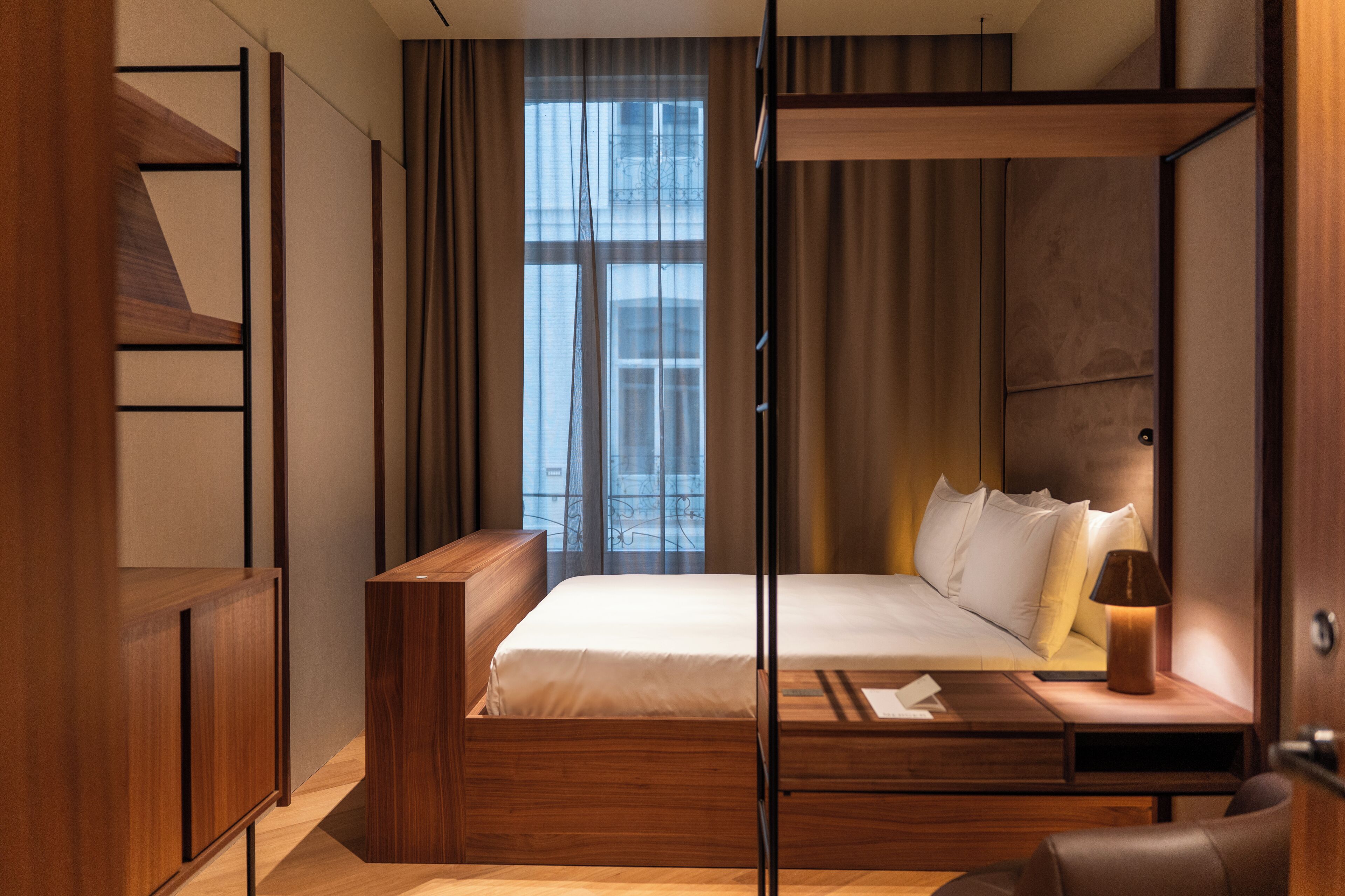 Executive Room | Premium bedding, minibar, in-room safe, desk