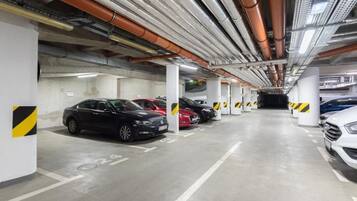 Parking (toeslag) kost CZK 360 per dag