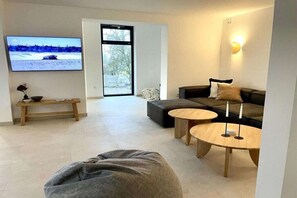 Smart TV - Luxury holiday home DS11 (Staberdorf)