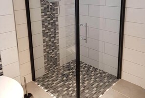 Shower, hair dryer - Holiday apartment with 1 bedroom (Wittmund)