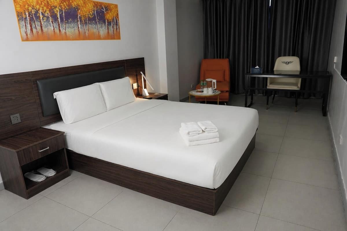 Executive Single Room | Premium bedding, desk, laptop workspace, free WiFi