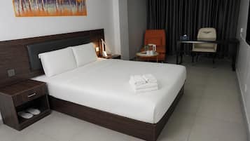 Executive Single Room | Premium bedding, desk, laptop workspace, free WiFi