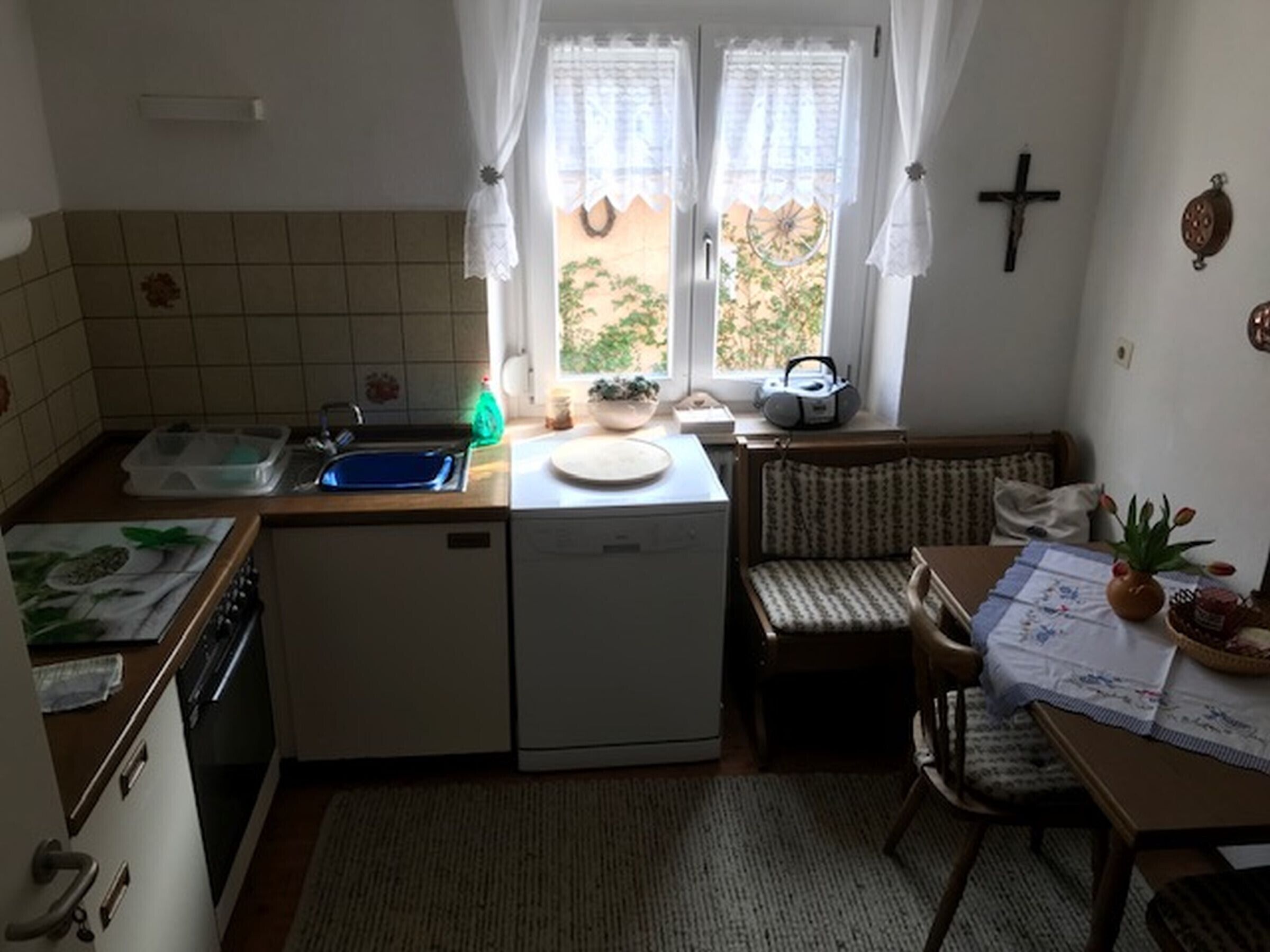 Kühlschrank, Ofen, Herdplatte, Geschirrspüler