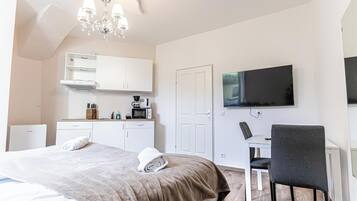 Estudio básico | Tabla de planchar con plancha