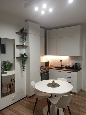 Mikrowelle, Ofen, Herdplatte