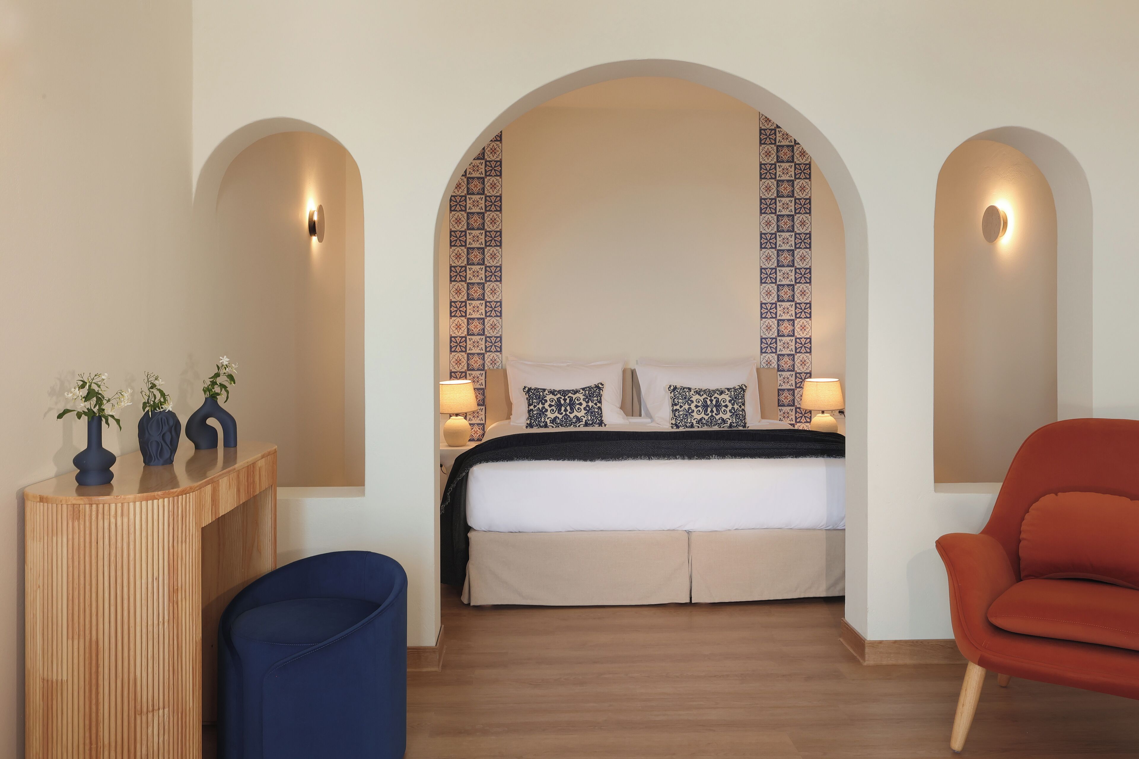 Luxury-Suite, Meerblick | Allergikerbettwaren, Zimmersafe, Schreibtisch, Bügeleisen/Bügelbrett