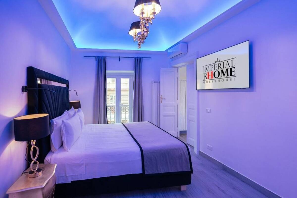 Habitación doble de lujo | Sábanas italianas Frette, ropa de cama de alta calidad y edredón 
