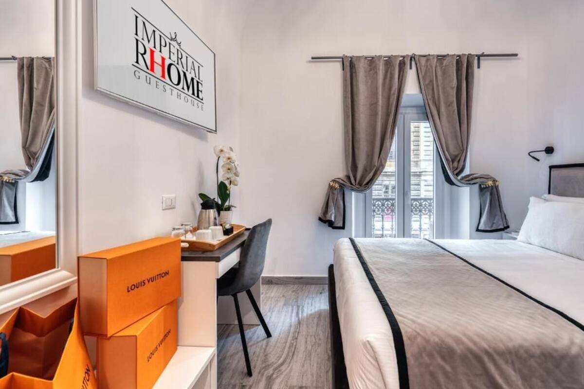 Habitación doble Deluxe | Sábanas italianas Frette, ropa de cama de alta calidad y edredón 