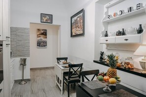 Interior - imperial rhome guest house  (Roma)