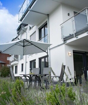 Outdoor dining - Moselle Castle View, Koblenz / Dieblich (Dieblich)