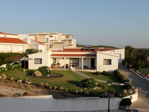 Exterior - Strandhaus mit beheiztem Pool by Interhome (Obidos)