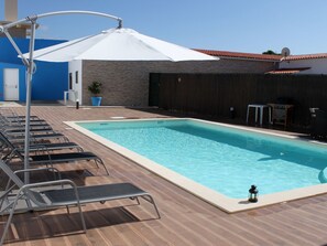 A heated pool - Strandhaus mit beheiztem Pool by Interhome (Obidos)