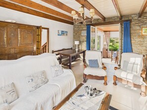 TV - 10 min from La Torche – Lovely house for 6 – Garden (Saint-Jean-Trolimon)