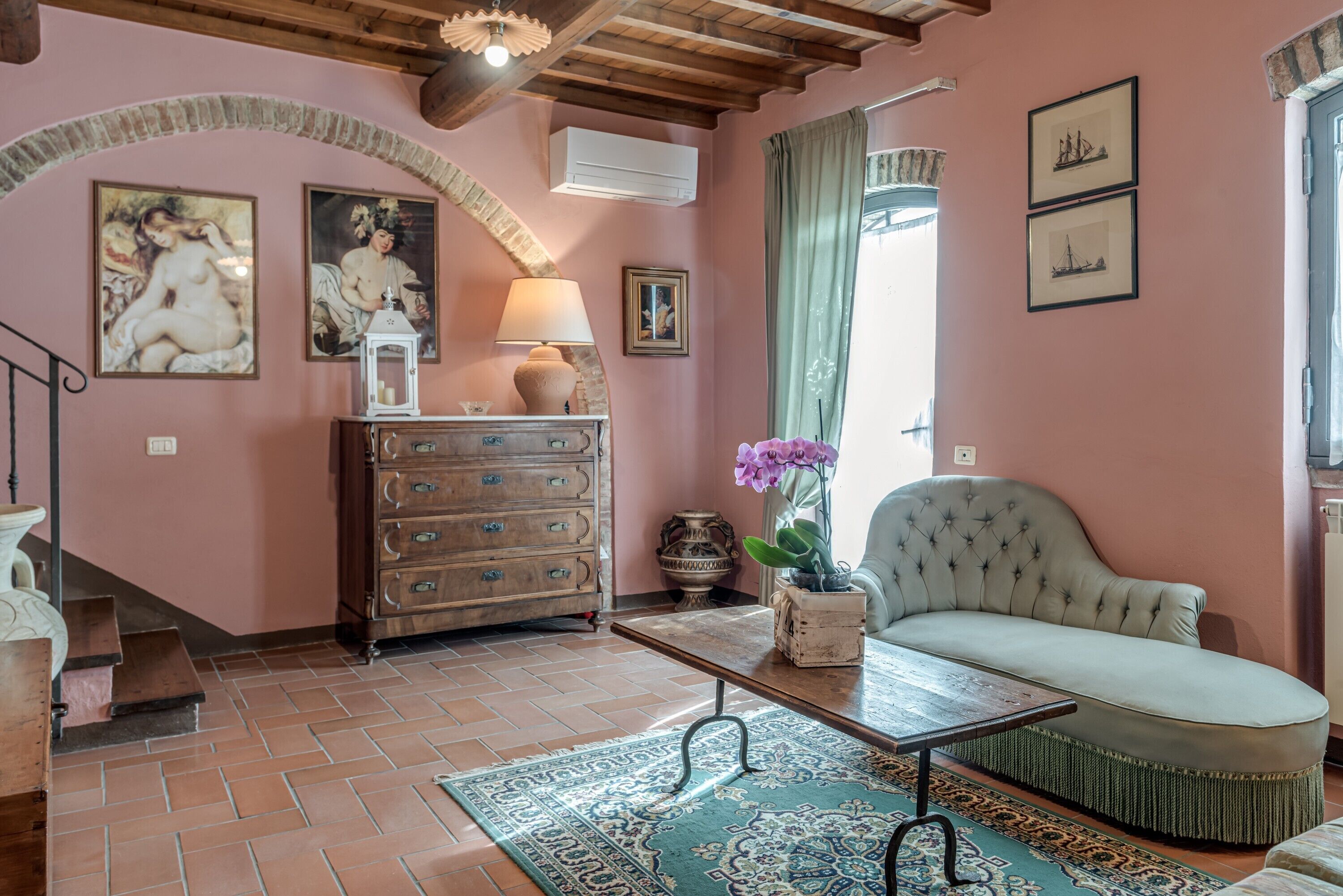 Caminetto, impianto stereo
