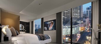 Chongqing Jiefangbei Centre Bairui Hotel