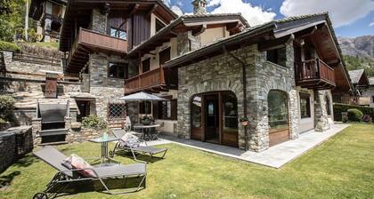 Élite Apartment in Saint-Oyen with Balcony, Modern Comforts, and Mountain Views