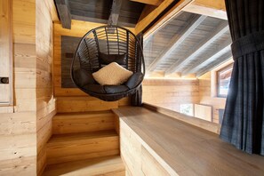 Interior - Élite Apartment in Saint-Oyen with Balcony, Modern Comforts, and Mountain Views (Saint-Oyen)