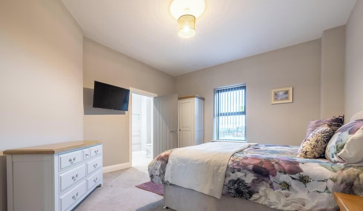 Strykejern/-brett, wi-fi og sengetøy