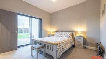 Strykejern/-brett, wi-fi og sengetøy