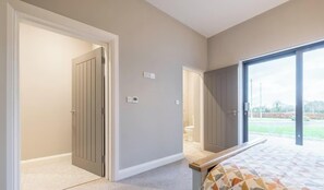 Fer et planche à repasser, Wi-Fi, draps fournis