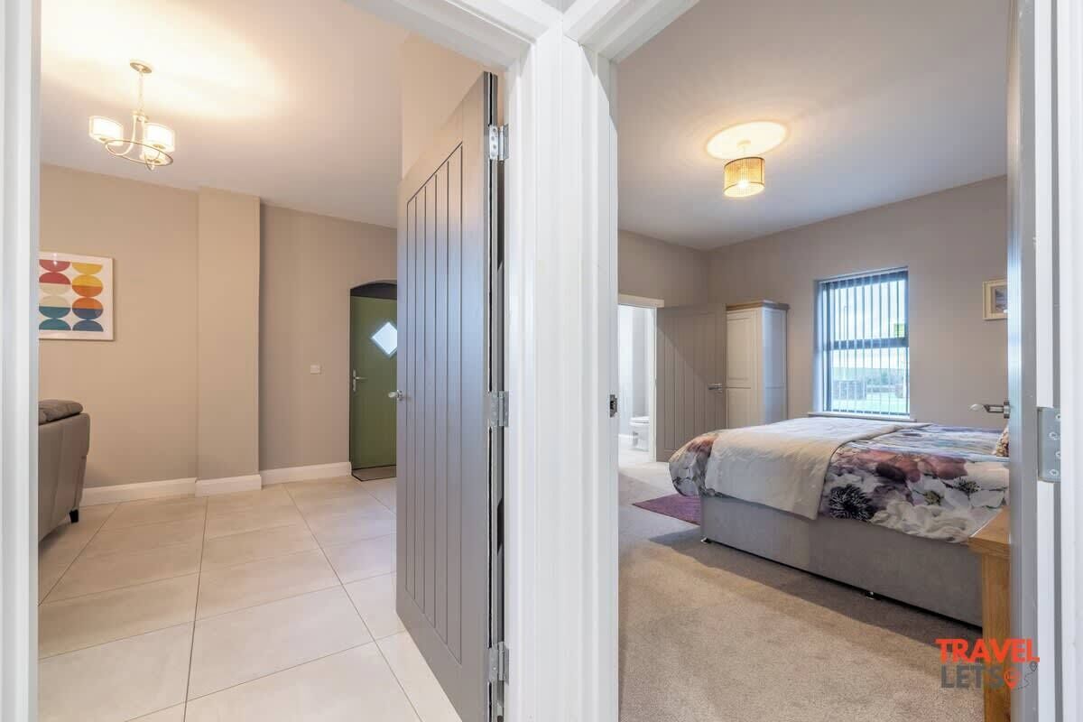 Bügeleisen/Bügelbrett, WLAN, Bettwäsche