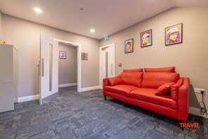 Living area - Hillsborough, Co Down, N. Ireland - Room 2 (Royal Hillsborough)