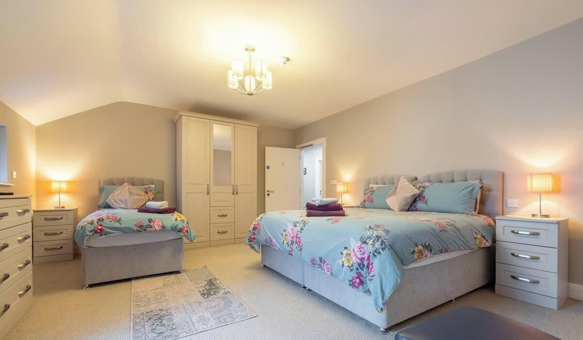 Bügeleisen/Bügelbrett, WLAN, Bettwäsche