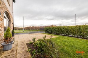 Property grounds - Hillsborough, Co Down, N. Ireland - Room 7 (Royal Hillsborough)