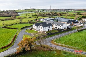 Exterior - Hillsborough, Co Down, N. Ireland - Room 7 (Royal Hillsborough)