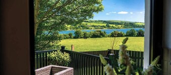 Spacious 4BR with River View & Quiet Garden