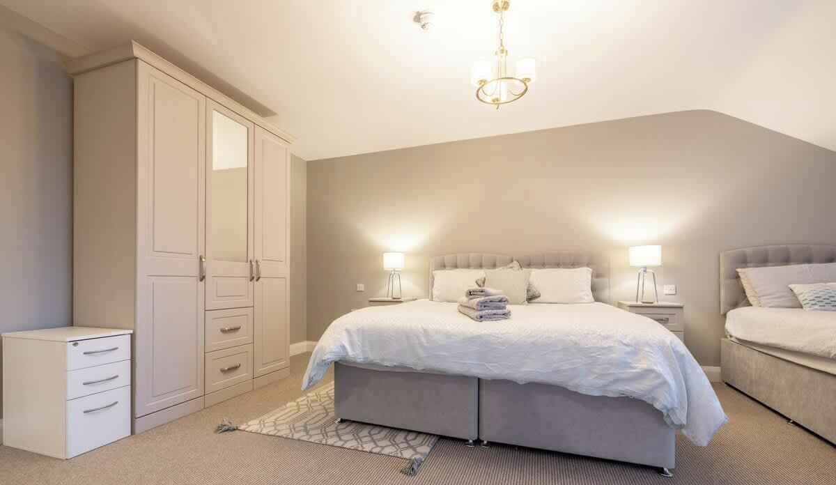 Bügeleisen/Bügelbrett, WLAN, Bettwäsche