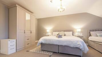 Bügeleisen/Bügelbrett, WLAN, Bettwäsche