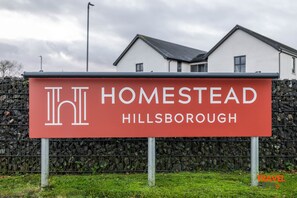 Exterior detail - Hillsborough, Co Down, N. Ireland - Room 8 (Royal Hillsborough)