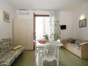 Dining - Charming and cozy studio flat (Lignano Sabbiadoro)