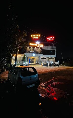 Exterior - CHEERS CLUB & HOTEL (Udaipur)