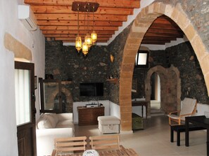 TV, fireplace - Yiannis Village House by Interhome (Gennadi)