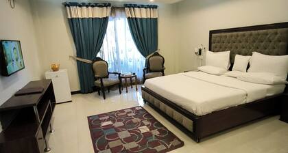 Deluxe Room with front view