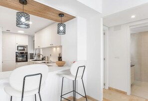 Private kitchen - Sea Side Purisima. Your favourite sea view apartment (Torrevieja)